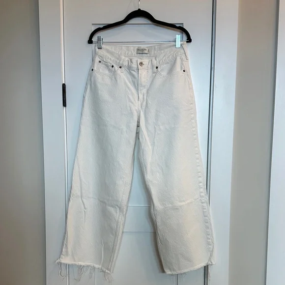 Abercrombie & Fitch The Ultra Loose Low Rise Jean Sz 27 Short - Picture 8 of 10
